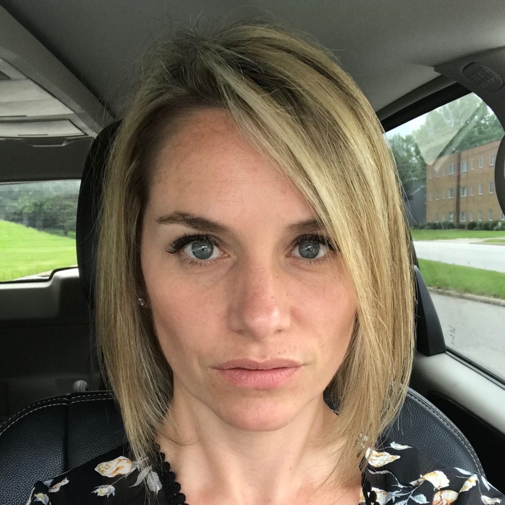 Meet your Posher, Angie